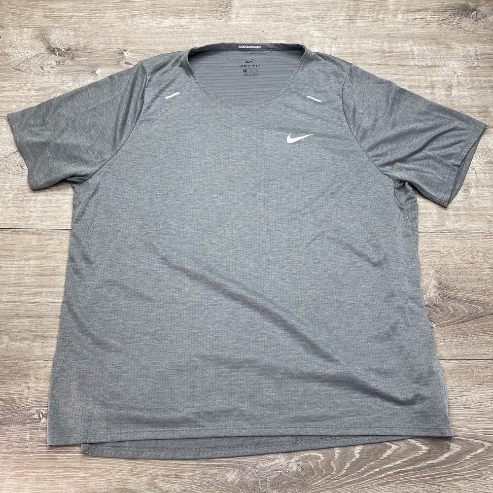 Nike Dri-FIT Running Shirt Mens 2XL Gray Short‎ Sleeve Athletic Top DD1534-084